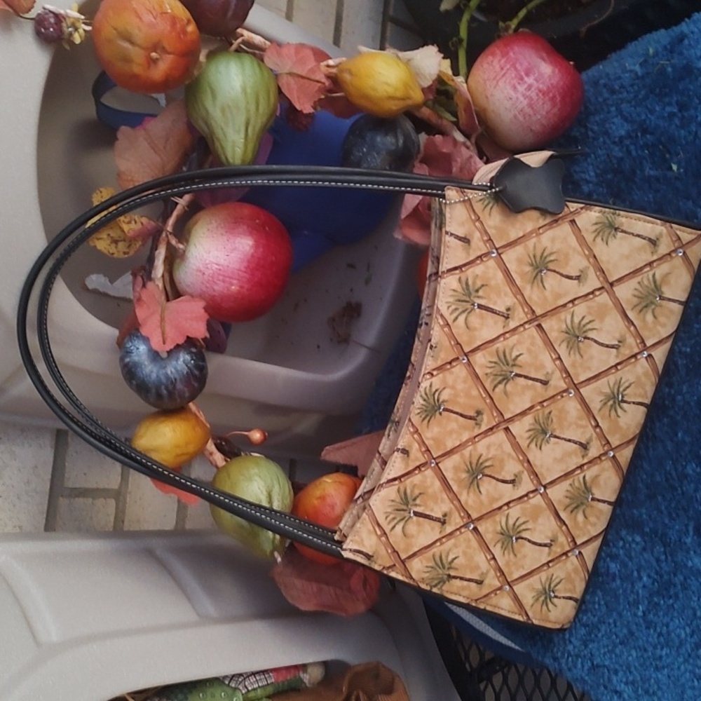Palm Tree Pocket Book